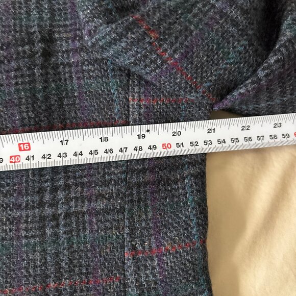 Tweed Sport Coat/Blazer in Multicolor Plaid - Made in Canada - Picture 6 of 10